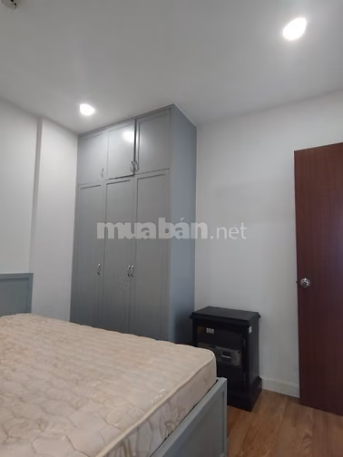 Cho Thuê CH MT Bến Vân Đồn, 80m2, NT đẹp, Thoáng, Nội thất sang