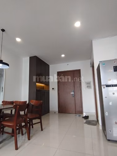 Cho Thuê CH MT Bến Vân Đồn, 80m2, NT đẹp, Thoáng, Nội thất sang