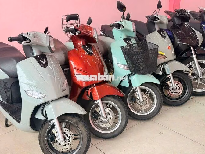 Tuyển Nhân Viên Kinh Doanh Xe Máy Điện 