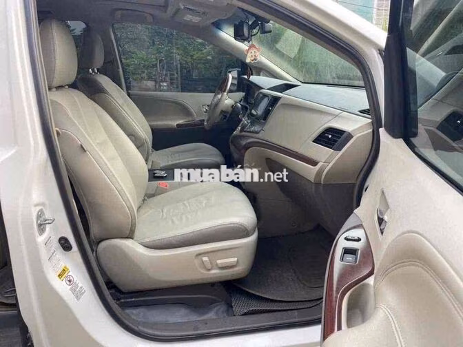 Toyota Sienna Limited AWD 2013 Trắng 65000 km