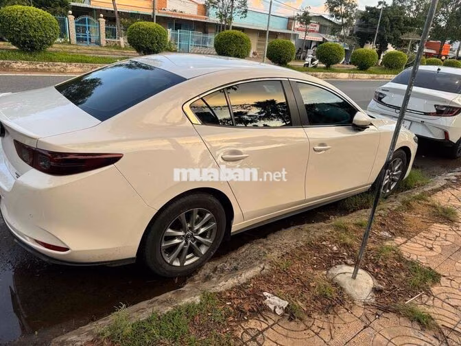 Bán Mazda 3 2020 Luxury odo 65000