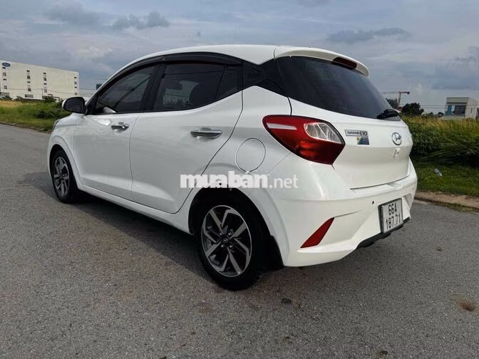 Hyundai i10 2023 Trắng