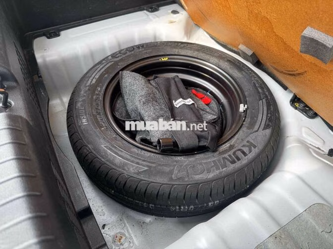 Hyundai i10 2023 Trắng