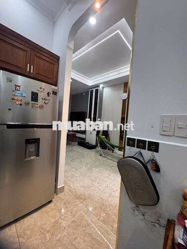 BIỆT THỰ MINI GARA XE HƠI 4PN NGAY CAO ĐẲNG ĐIỆN LỰC