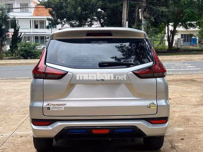 Mitsubishi Xpander 1.5 MT 2021 Bạc Số sàn