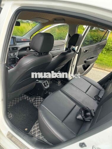 Hyundai i10 2023 Trắng