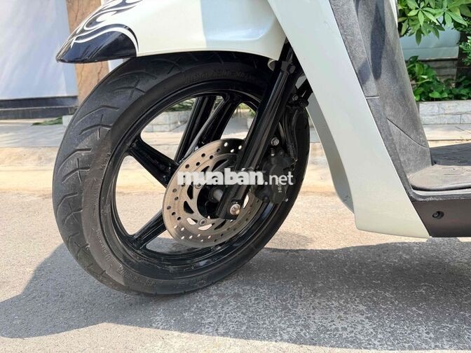 Honda SH 150cc Trắng