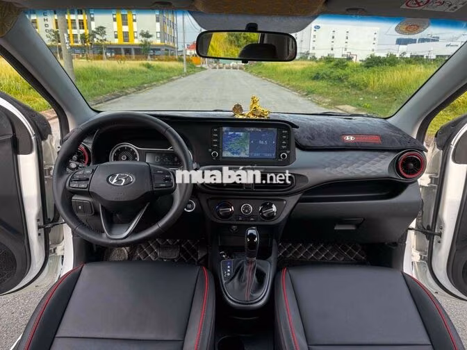 Hyundai i10 2023 Trắng