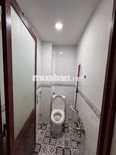 GIÁ 5 TỶ 7 BÁN NHÀ HẺM XE TẢI LẠC LONG QUÂN PHƯỜNG 3 QUẬN 11