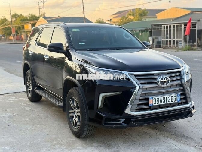 Toyota Fortuner 2.7V 4x2 AT 2019 Đen
