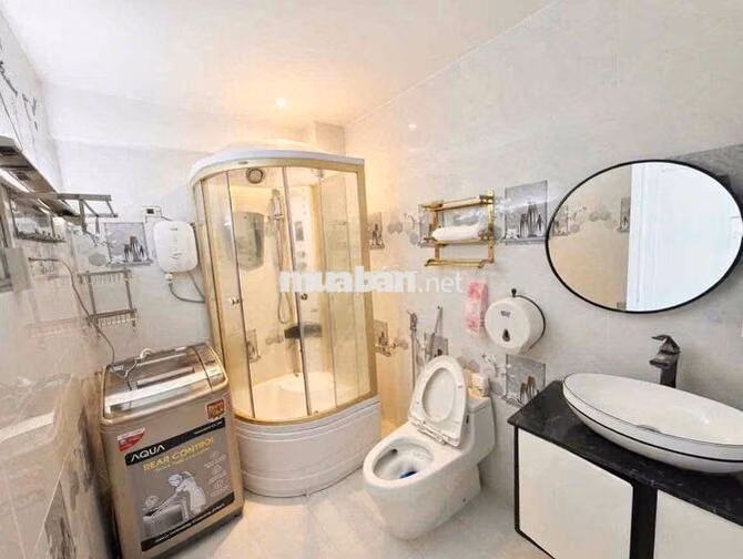 CĂN CUỐI CHO THUÊ GẤP ĐẦU TH9 Ở LUÔN