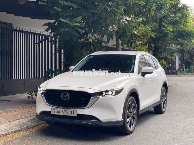 Mazda CX5 Luxury 2023 Trắng 14000 km