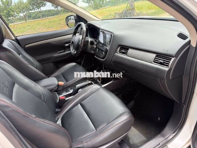 bán miíubishi oulander 7 chỗ ngồi sx 2019