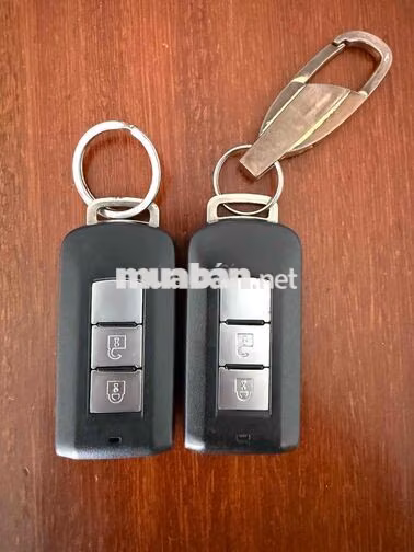 bán miíubishi oulander 7 chỗ ngồi sx 2019