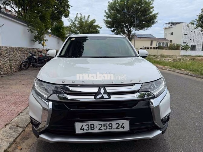 bán miíubishi oulander 7 chỗ ngồi sx 2019