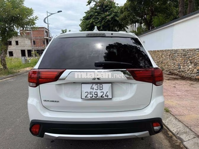 bán miíubishi oulander 7 chỗ ngồi sx 2019