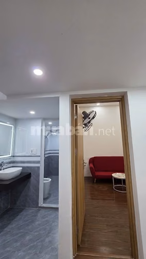 Bán nhà ngõ 39 Đào Tấn, gần đường Bưởi, Nguyễn Khánh Toàn 