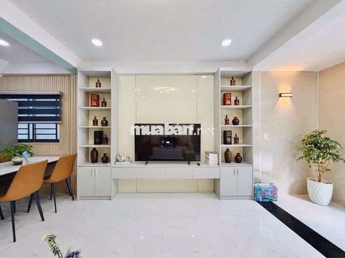 Bán nhà Quang Trung Gò Vấp, 35m2 X 2 tầng, nhà mới tặng full nội thất
