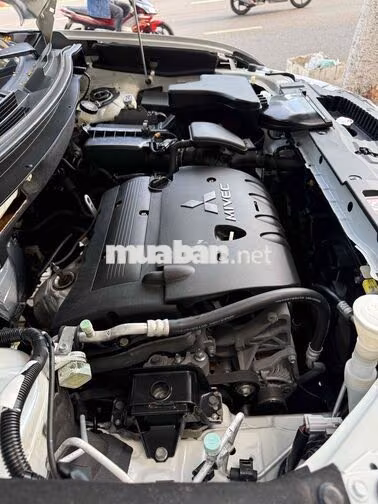 bán miíubishi oulander 7 chỗ ngồi sx 2019
