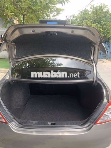 Nissan Sunny Nâu 5 chỗ