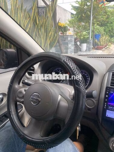 Nissan Sunny Nâu 5 chỗ