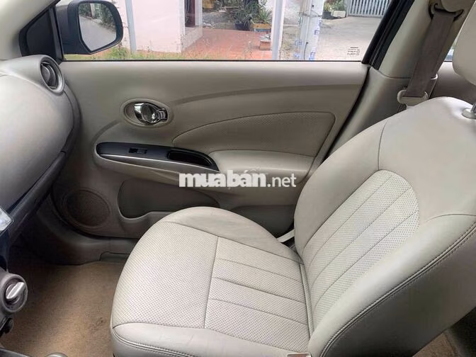 Nissan Sunny Nâu 5 chỗ
