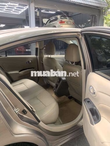 Nissan Sunny Nâu 5 chỗ