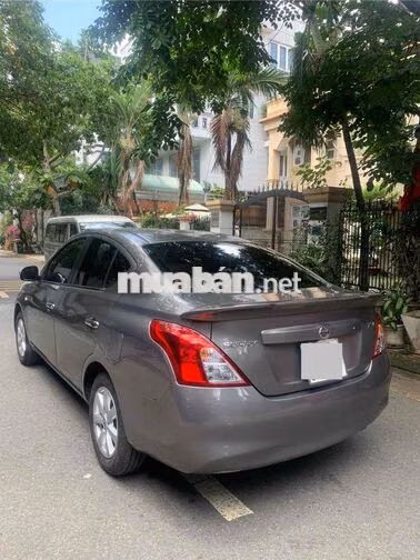 Nissan Sunny Nâu 5 chỗ