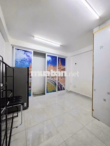 Cho Thuê Căn Hộ Thang Máy - Hoàng Hoa Thám,  Chỉ Tính Điện và nước