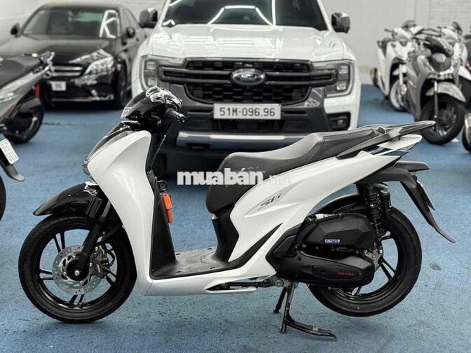 SH 150i CBS 2022 Trắng ( GÓP BAO NỢ 6 )
