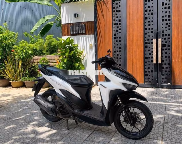 Honda Vario 125i Trắng đen 125cc