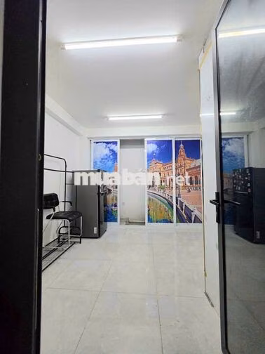 Cho Thuê Căn Hộ Thang Máy - Hoàng Hoa Thám,  Chỉ Tính Điện và nước