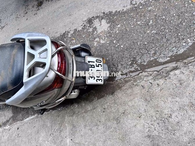 LEAD Fi CHẠY NGON XE TỐT MÁY MẠNH ÊM BỀN KO KÊU HÚ