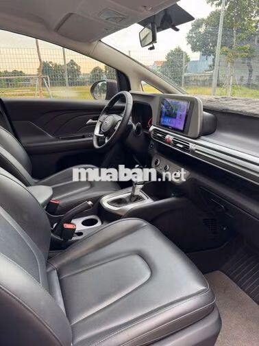 Hyundai Stargazer 1.5 Đặc biệt 2022 Đỏ 27.000 km