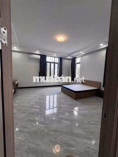 Cho Thuê Biệt Thự 4Phòng Ngủ Sân 4 Ô TÔ Gần Trung Tâm Thành Phố Mới