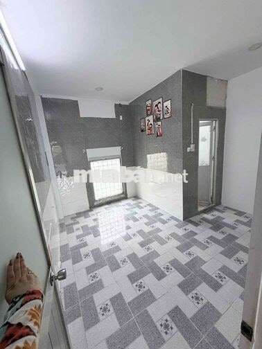Bán Nhà Hẻm Xe Tải. 1/ Lê Đức Thọ. p An Hội Đông. gần nhà thờ.