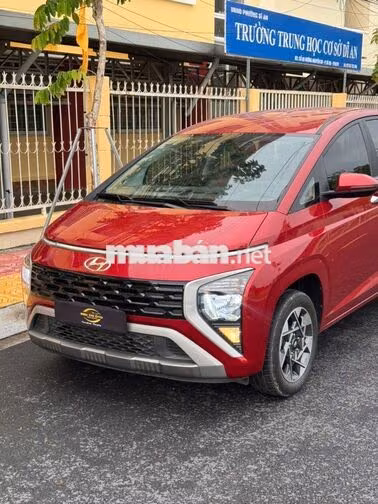 Hyundai Stargazer 1.5 Đặc biệt 2022 Đỏ 27.000 km