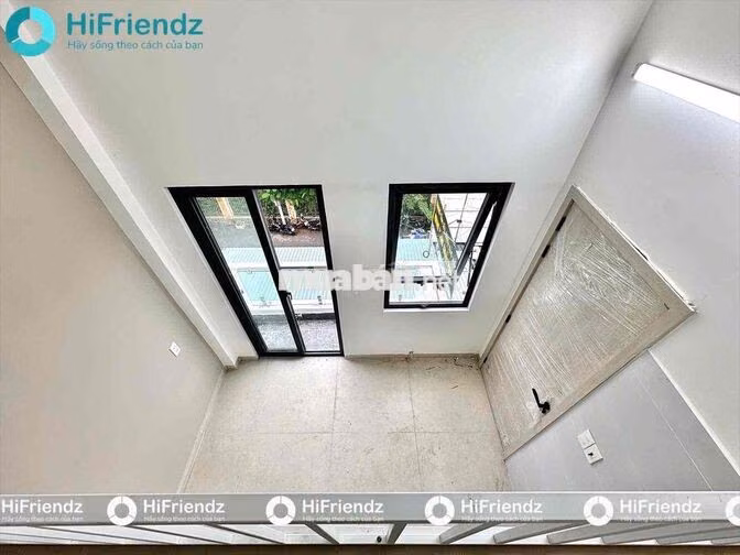 view NTTU đi chỉ 5 phút đi xe ,máy giặt riêng