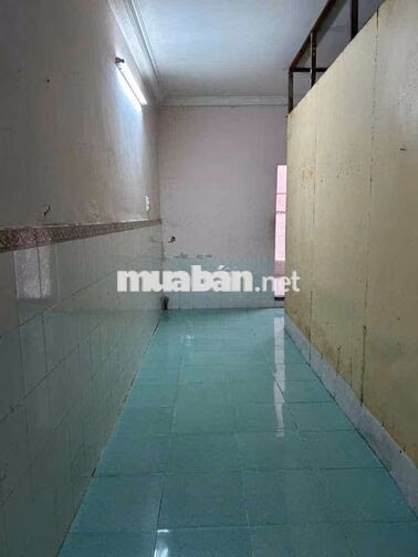 Cho thuê nguyên tầng trêt 50m2, lối đi riêng với lầu 1