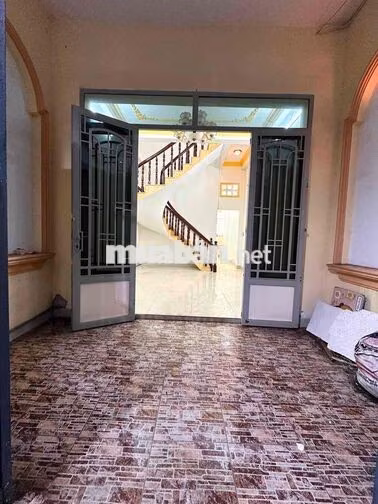 Bán nhà 4x13. trệt lầu. 3pn. ngay trường Phan Chu Trinh P16