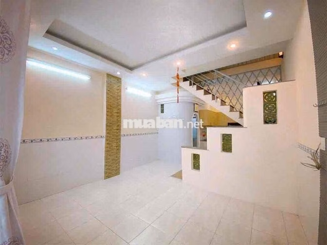 Cho thuê nhà KHU CHỢ ĐÔNG ĐÚC PHAN VĂN TRỊ 4,5x9 3PN giá 8triệu