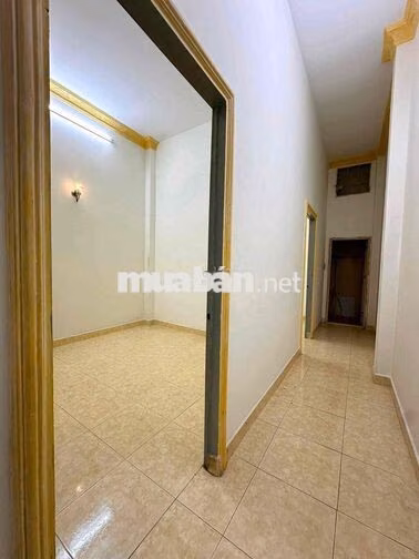 Bán nhà 4x13. trệt lầu. 3pn. ngay trường Phan Chu Trinh P16