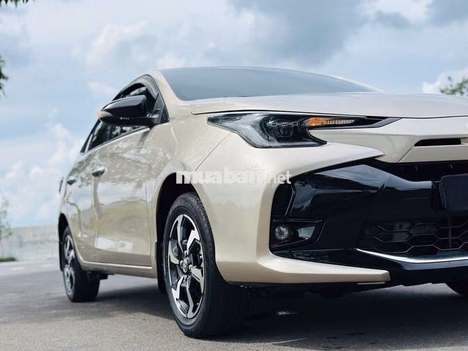 Toyota Vios 2024 1.5E CVT Vàng cát
