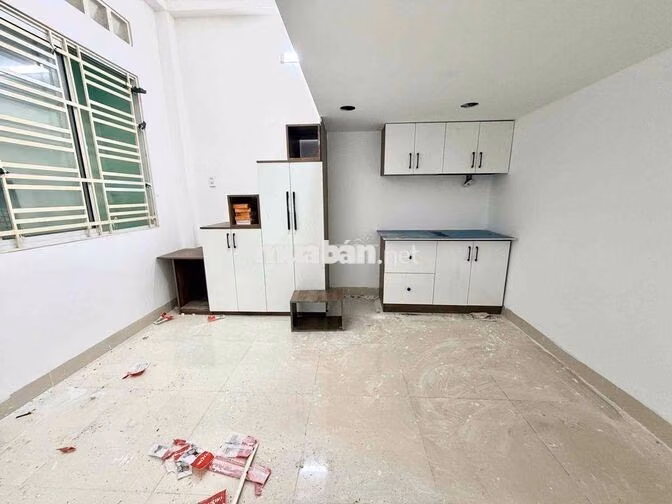 Căn Hộ Duplex - 25m2 - Ban Công - Full Nội Thất - Khu Sân Bay