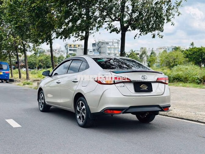 Toyota Vios 2024 1.5E CVT Vàng cát