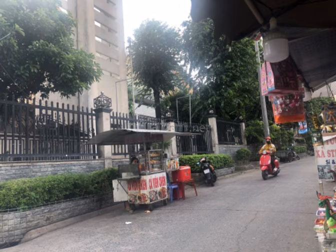 TAM HIỆP BH TP.ĐN - 21,5 tr/m - 235m2  MT oto Thông - Full TC