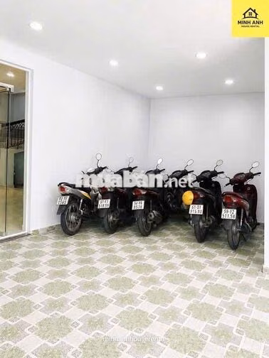 🛑CHO THUÊ NGUYÊN CĂN BẠCH ĐẰNG🛑7,5x21m TRỆT 2 LẦU ST- TRỐNG SUỐT