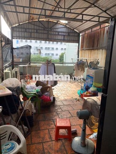 bán nhà mặt tiền đường Nghiêm Toản