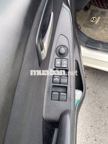 Mazda Mazda 2 1.5 AT 2022 Trắng 63.000 km