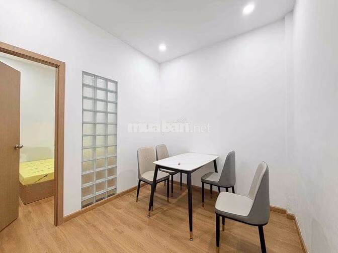 Cho thuê hệ thống 1pn tách bếp máy giặt full nt Bàn Cờ UEH Q3 từ 8tr